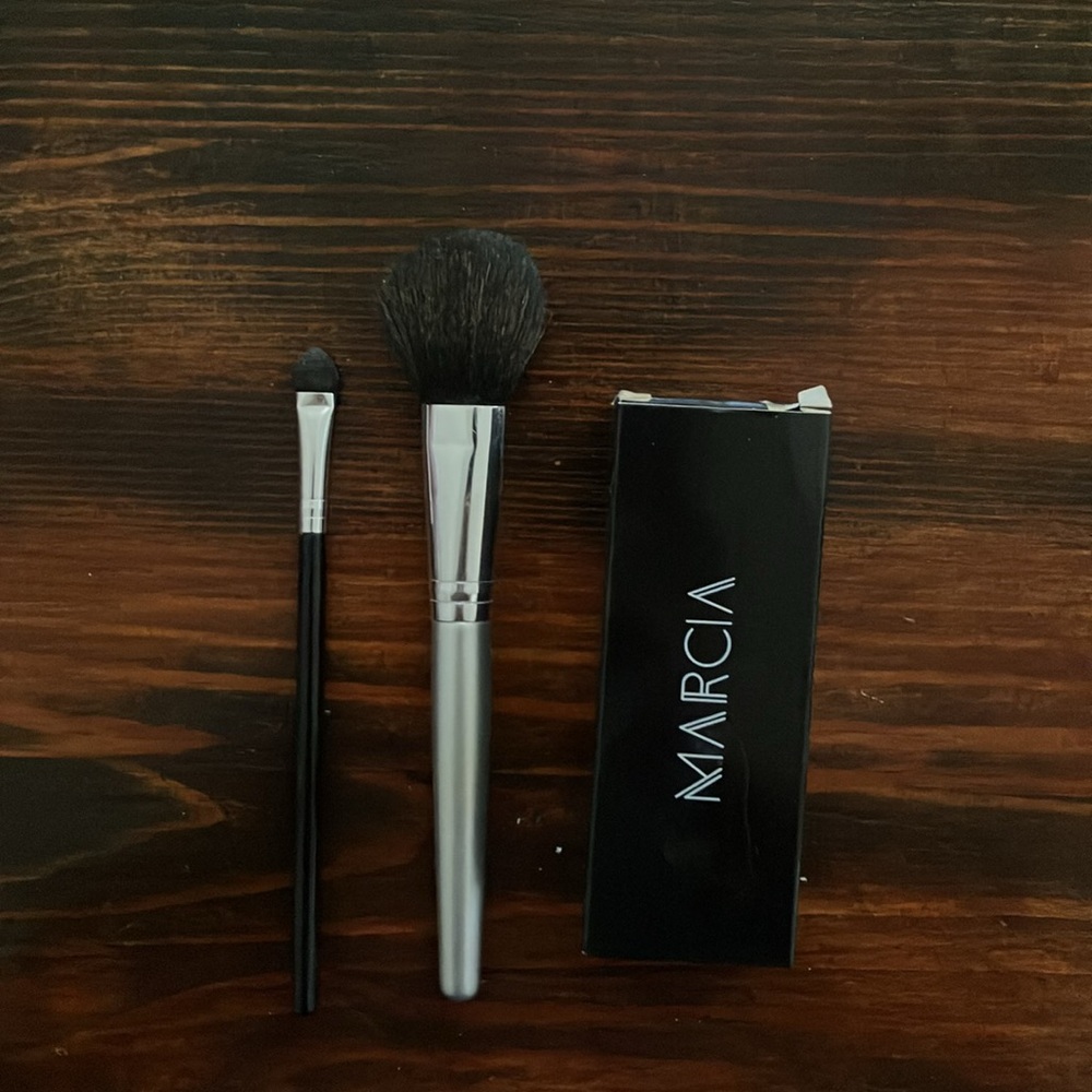 Black and Silver Makeup Brush Set